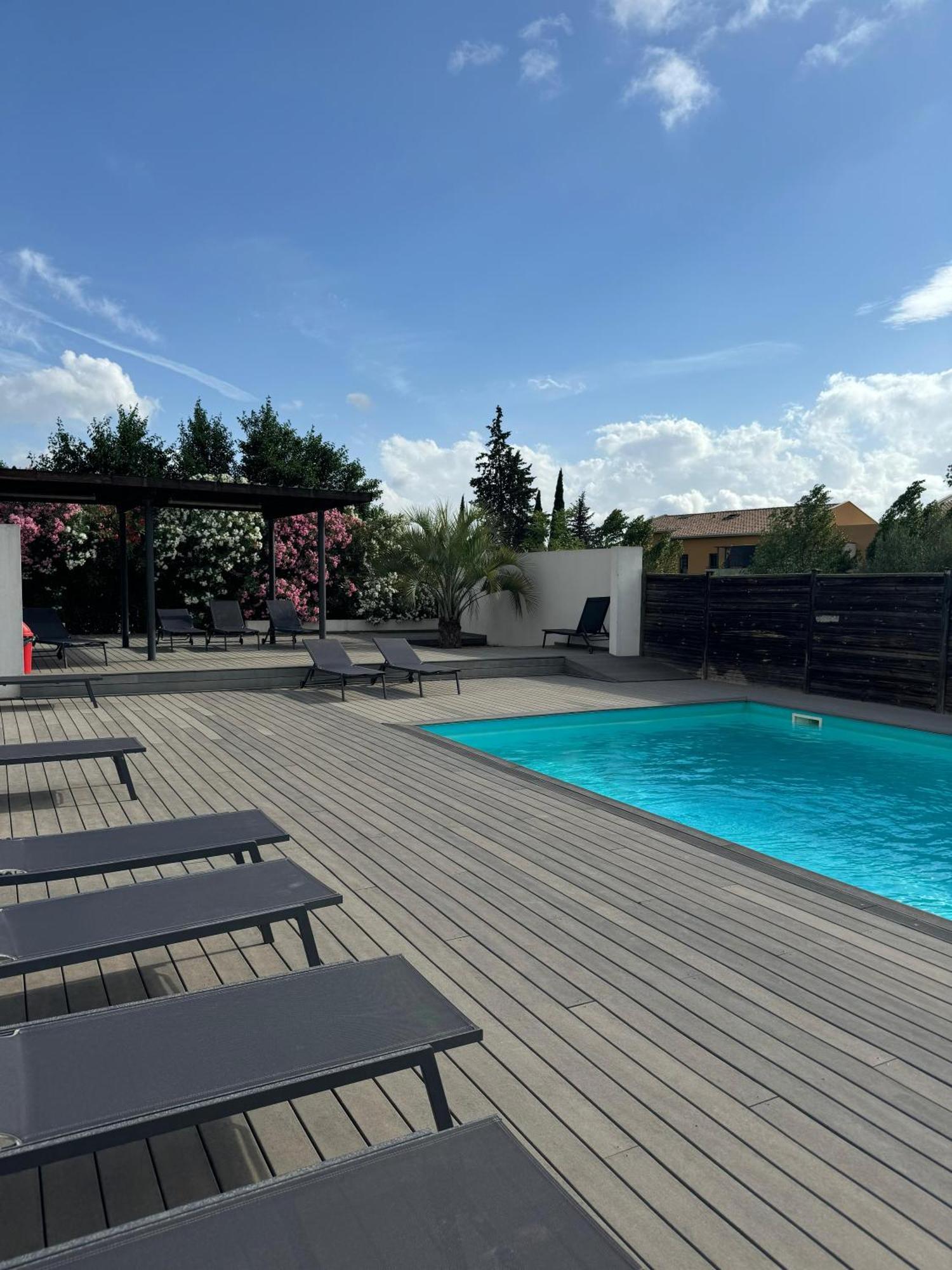 014 Studio Provencal - Proche D'Aix En Provence Éguilles Екстериор снимка